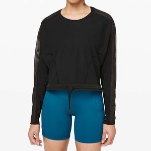 Lululemon black “Reach for the Run” crop top